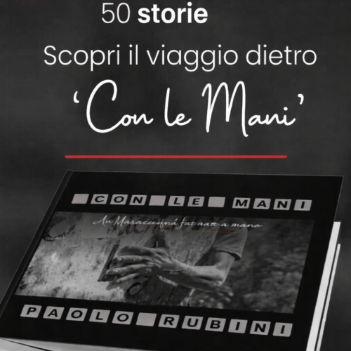 Con le mani - Un mosaico umano fatto a mano -